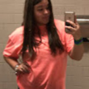 Meet your Posher, Lorena